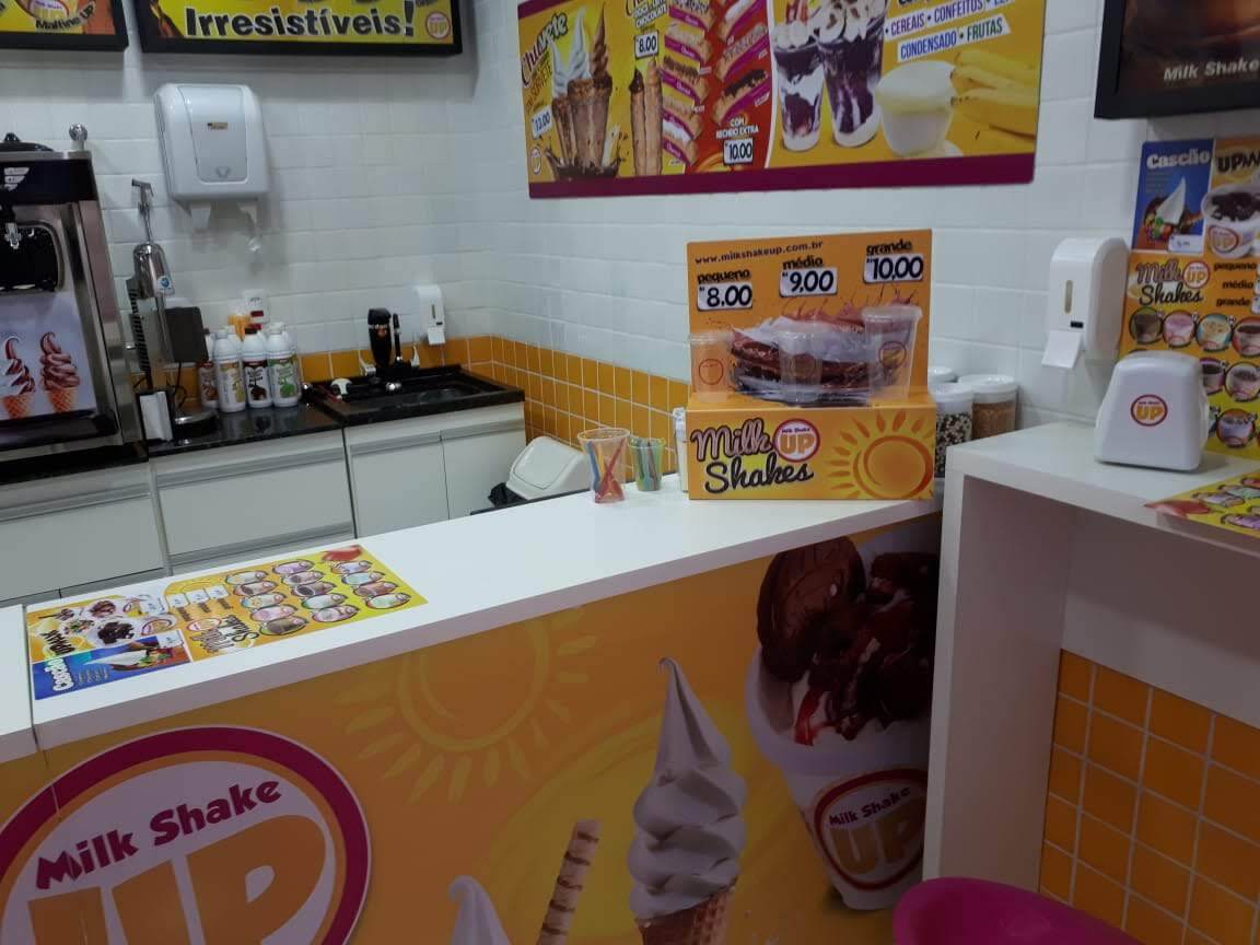Milk shake UP com maquina top taylor com bomba de ar